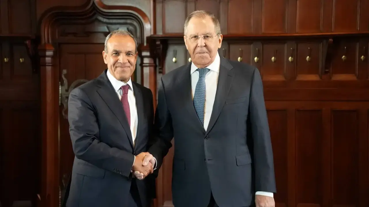 تراجع حركة الملاحة العالمية يضع اقتصادية قناة السويس أمام تحديات اقتصادية جديدة